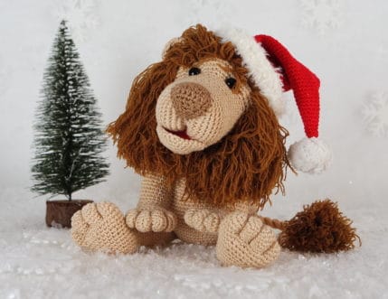 Kein Weihnachten ohne Löwe Rudi. Häkelanleitung